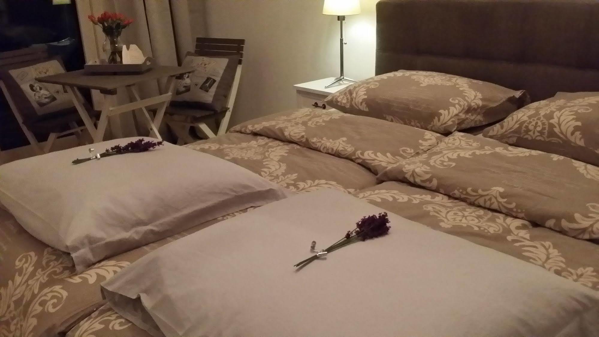 Bed and Breakfast Slapen & Smullen Swalmen Esterno foto